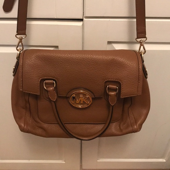 Like New Large Michael Kors Margo Leather Bag Tan - Picture 2 of 8